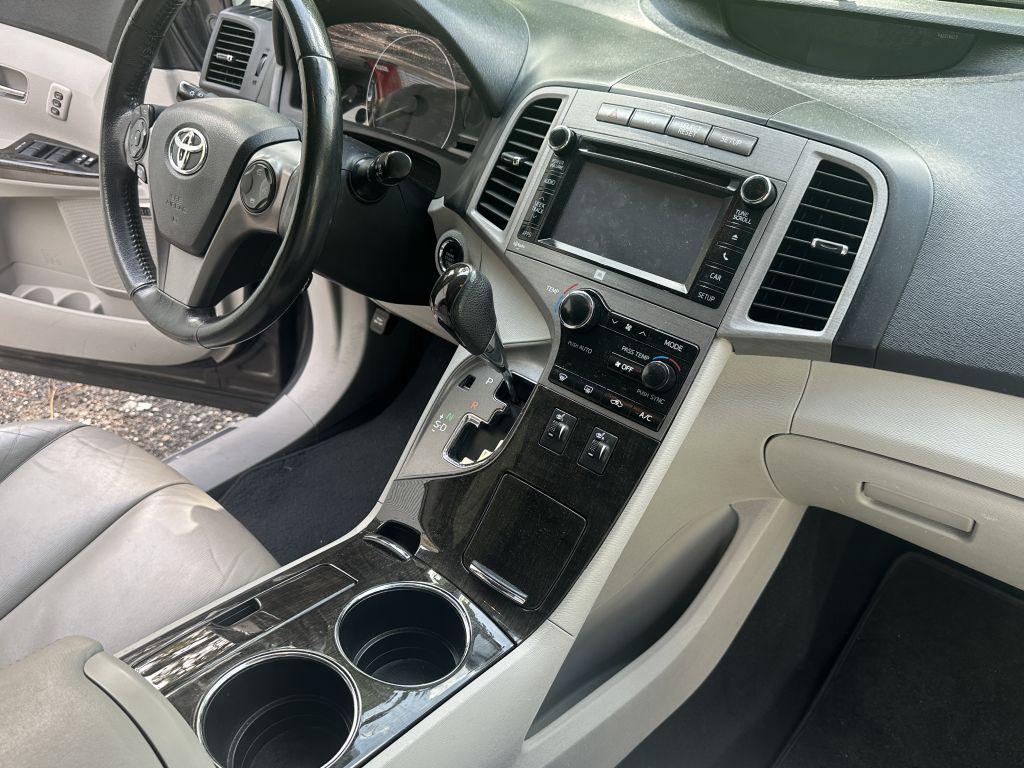 2013 Toyota Venza XLE - Photo 9